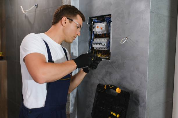 Best Local Electrician Companies  in Bonifay, FL